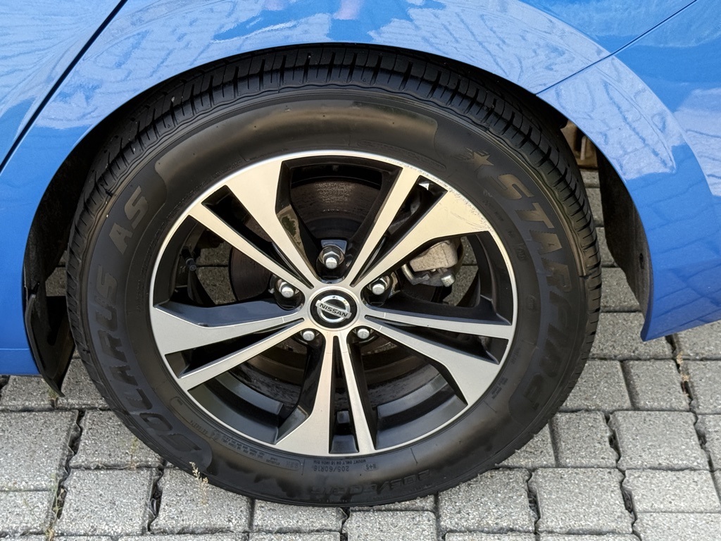 2022 Nissan Sentra SV photo 8