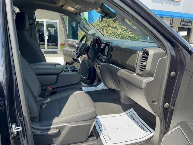 2023 Chevrolet Silverado 1500 LT photo 17