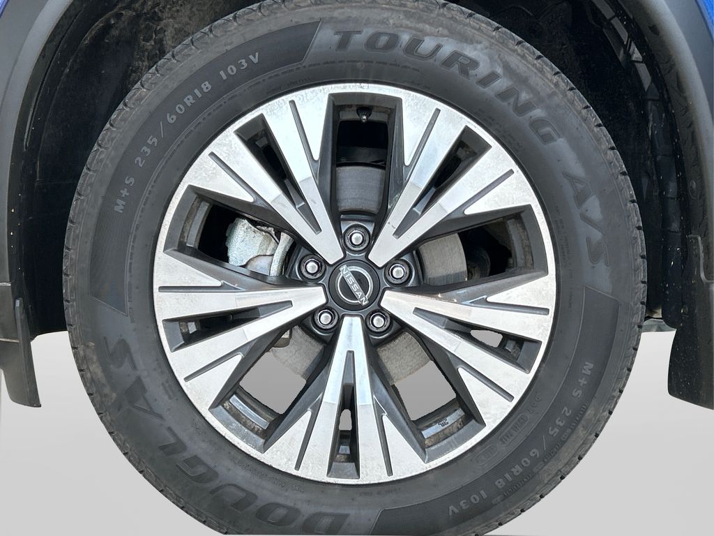 2023 Nissan Rogue SV photo 13