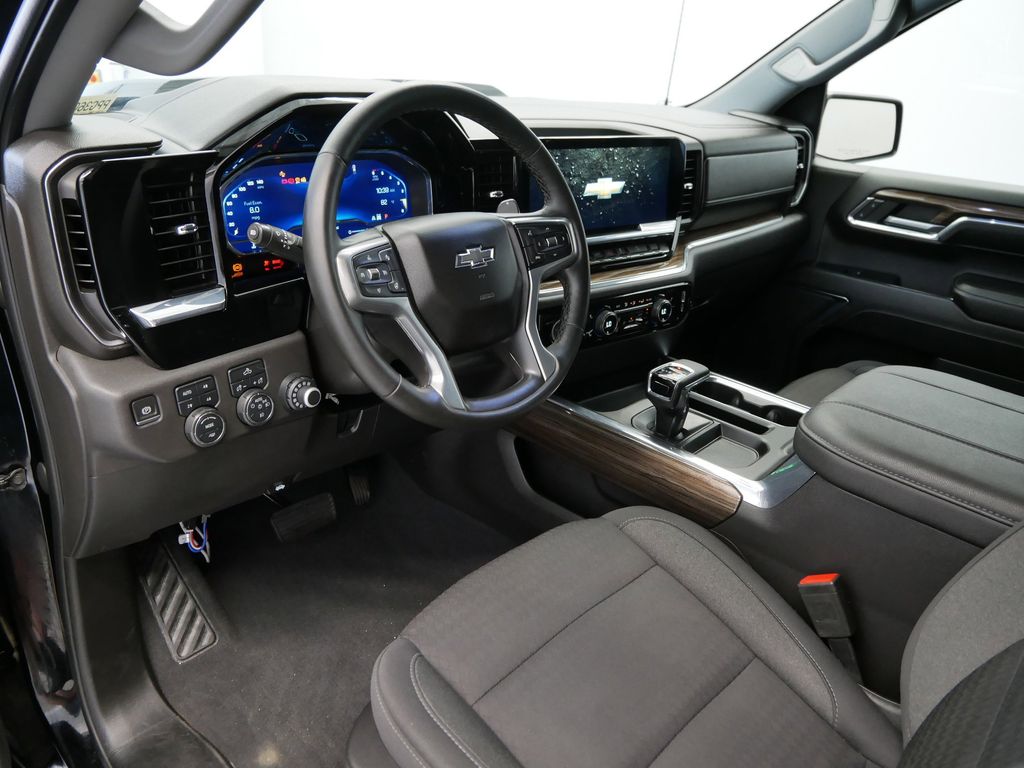 Used 2023 Chevrolet Silverado 1500 LT Trail Boss with VIN 3GCUDFED3PG360485 for sale in Coon Rapids, Minnesota