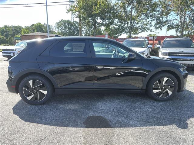 2025 Hyundai Ioniq 5 SE photo 3