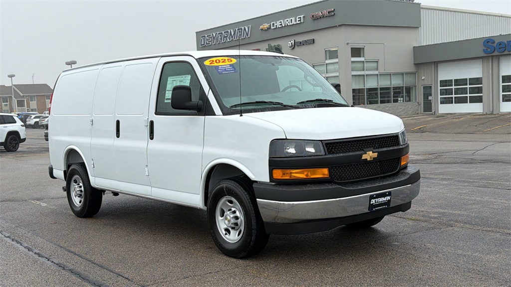 2025 Chevrolet Express Cargo