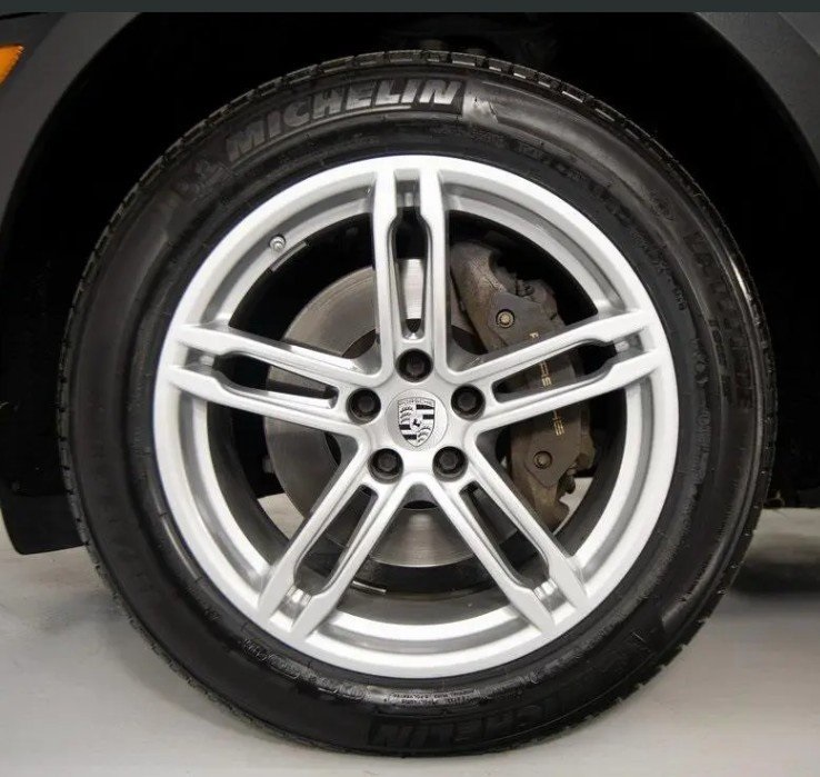 2021 PORSCHE MACAN - Image 12