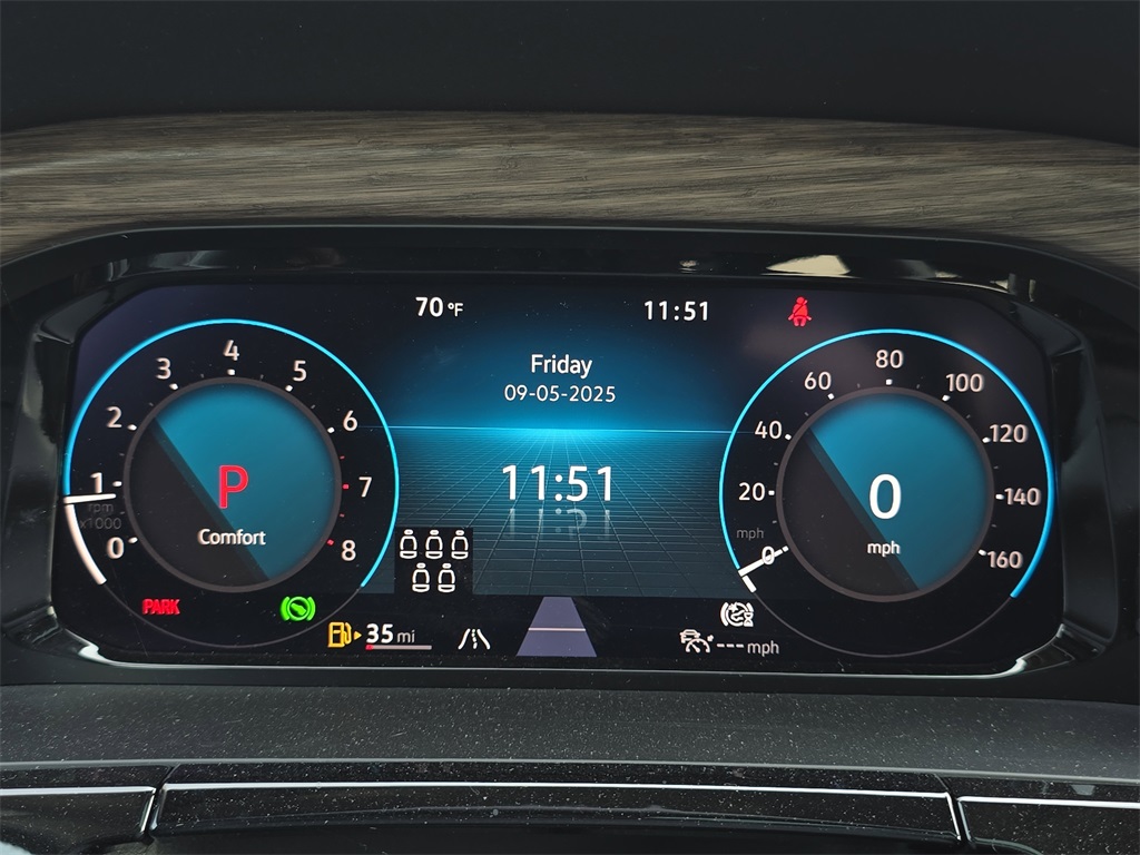 2025 Volkswagen Atlas SEL Premium R-Line photo 17