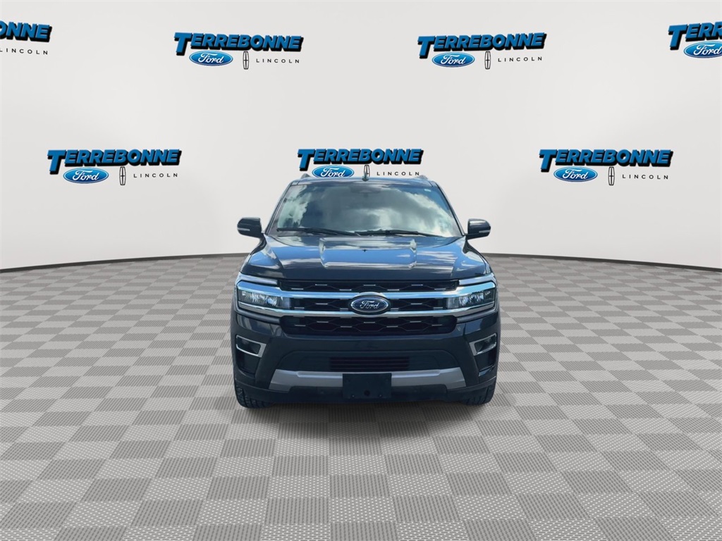 2023 Ford Expedition MAX Limited photo 3