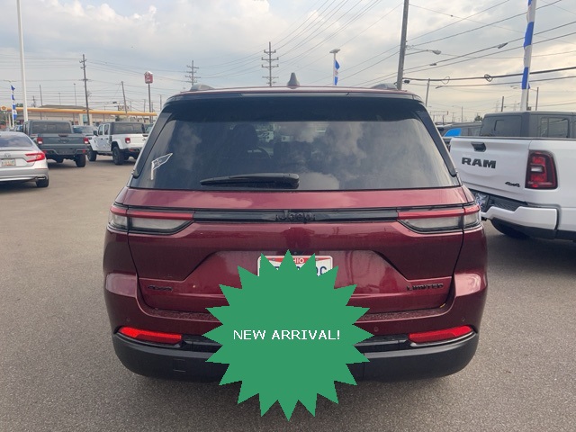 2023 Jeep Grand Cherokee Limited photo 6