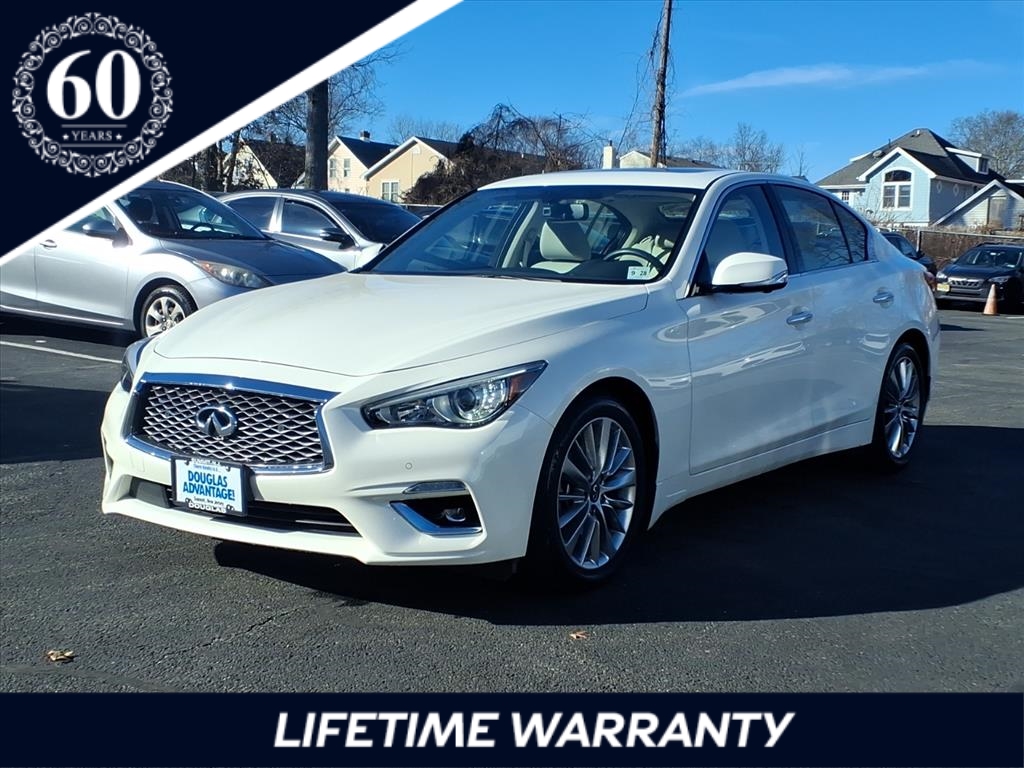 2023 INFINITI Q50 LUXE's photo