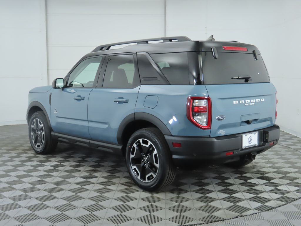 2023 Ford Bronco Sport Outer Banks photo 3
