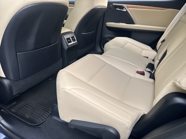 2022 Lexus RX 350L Premium AWD photo 18