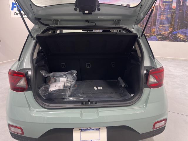2026 Hyundai Venue SE photo 26