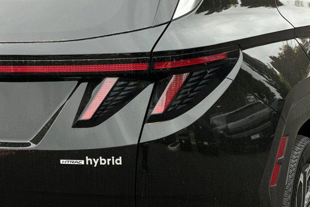 2025 Hyundai Tucson Hybrid Limited photo 4