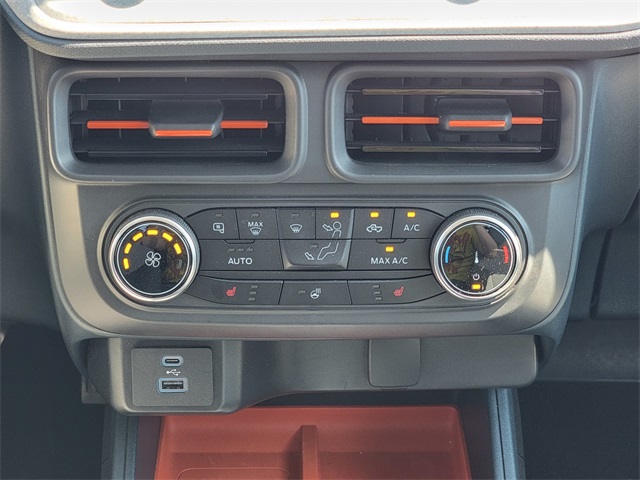 2023 Ford Maverick XLT photo 23