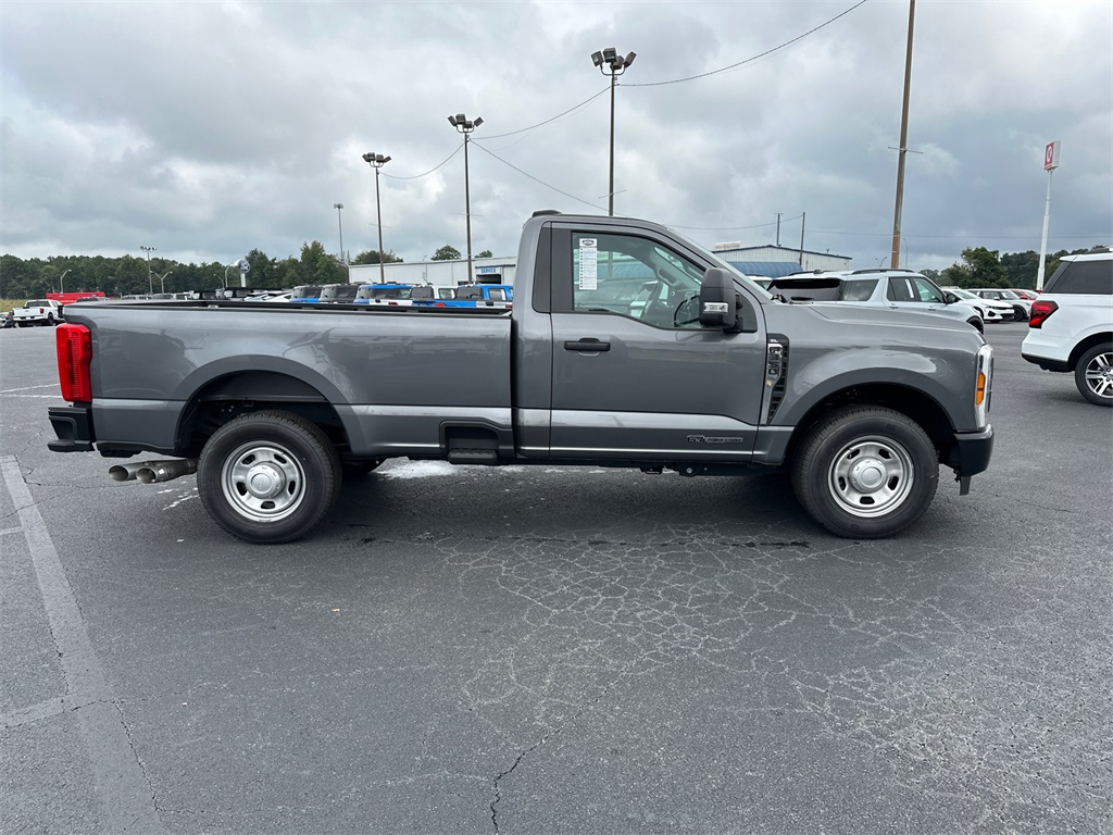 2024 Ford F-350 XL photo 2