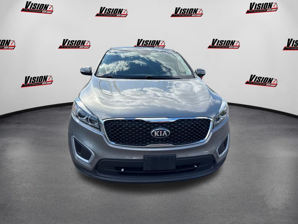 2018 Kia Sorento L photo 2