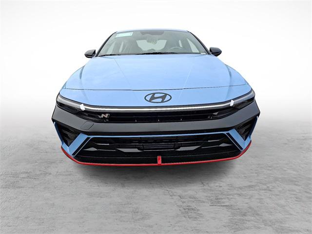 2026 Hyundai Elantra Base Blue photo 2