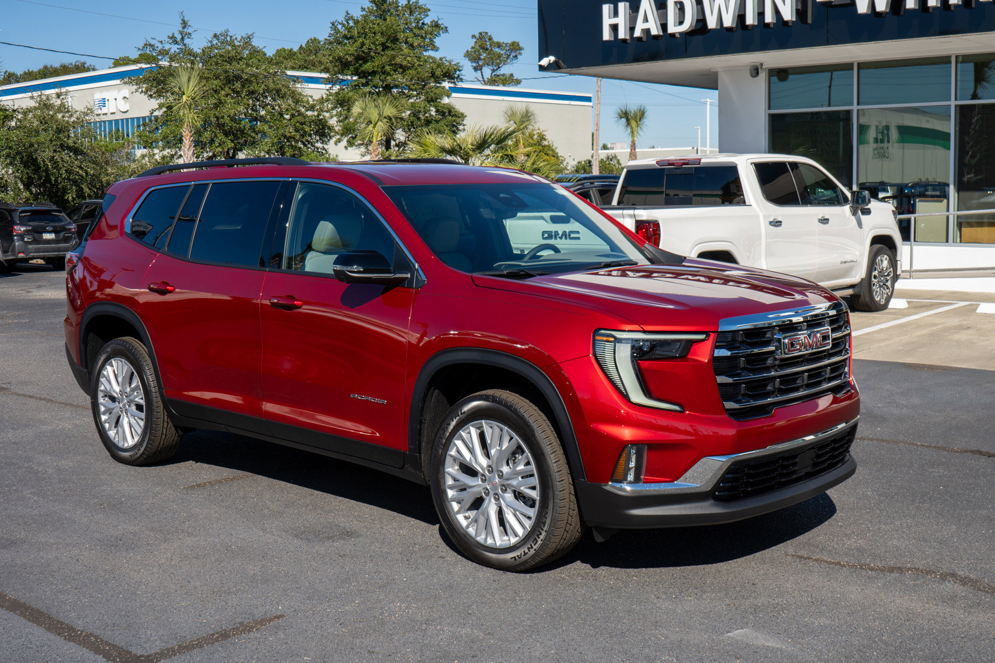 2026 GMC Acadia Elevation's photo