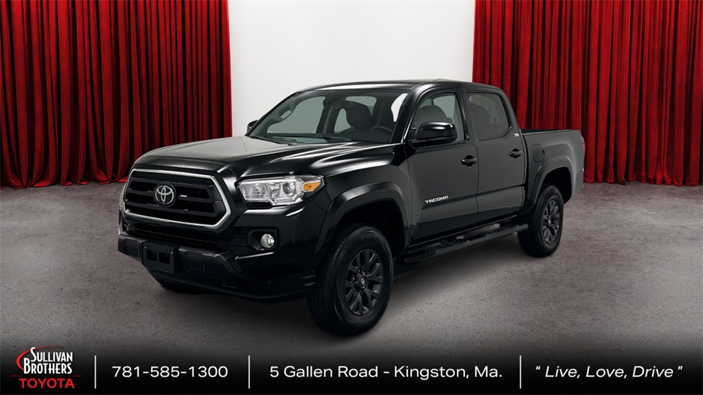 2023 Toyota Tacoma SR5's photo