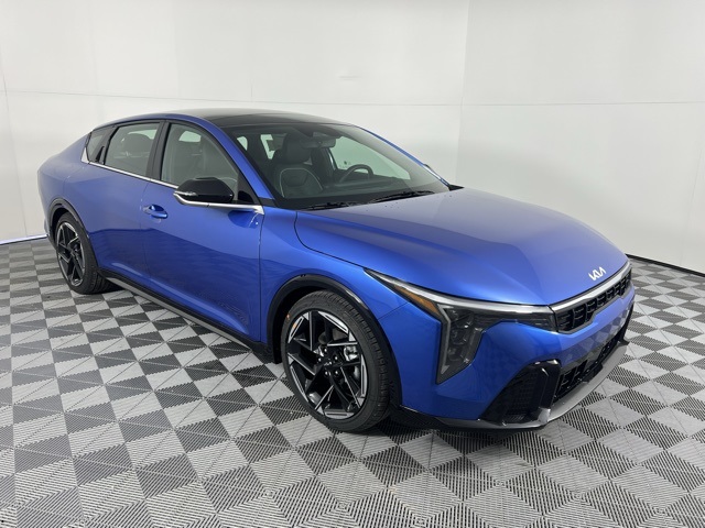 2025 Kia K4 GT-Line's photo