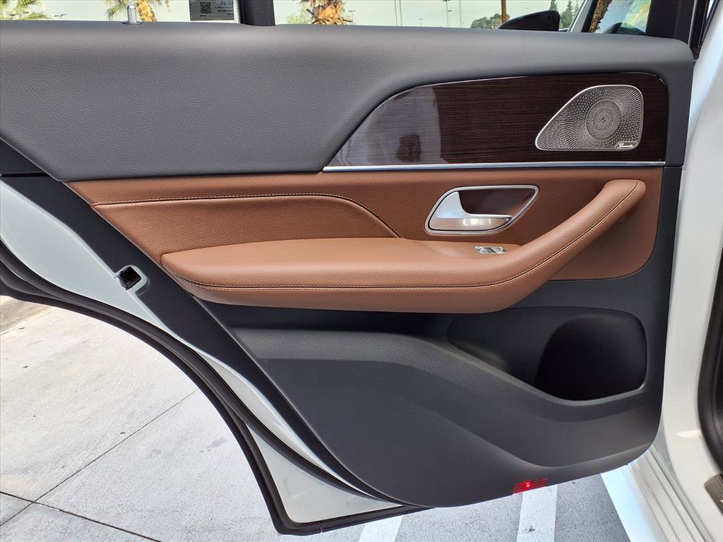 2026 Mercedes Benz GLE 450 4MATIC photo 16
