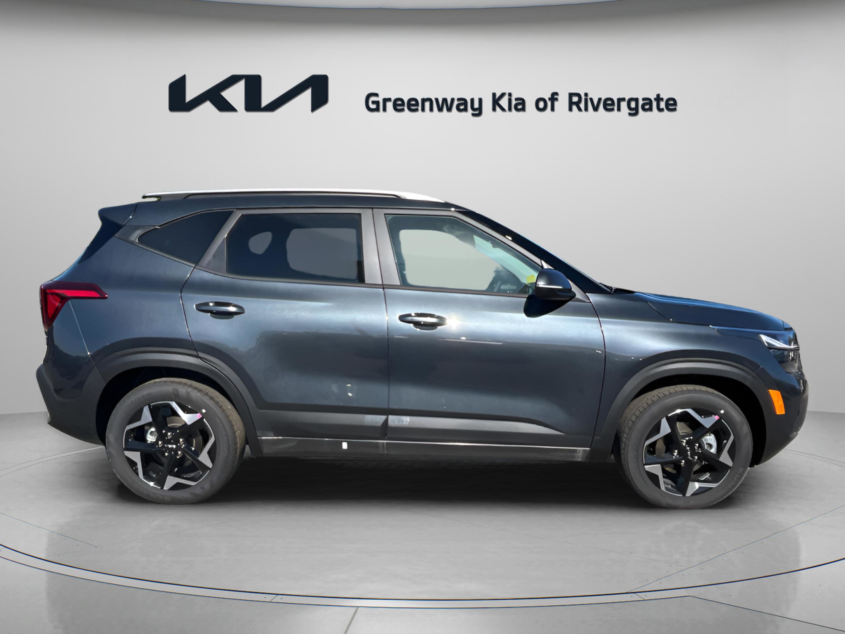 2026 Kia Seltos S photo 3