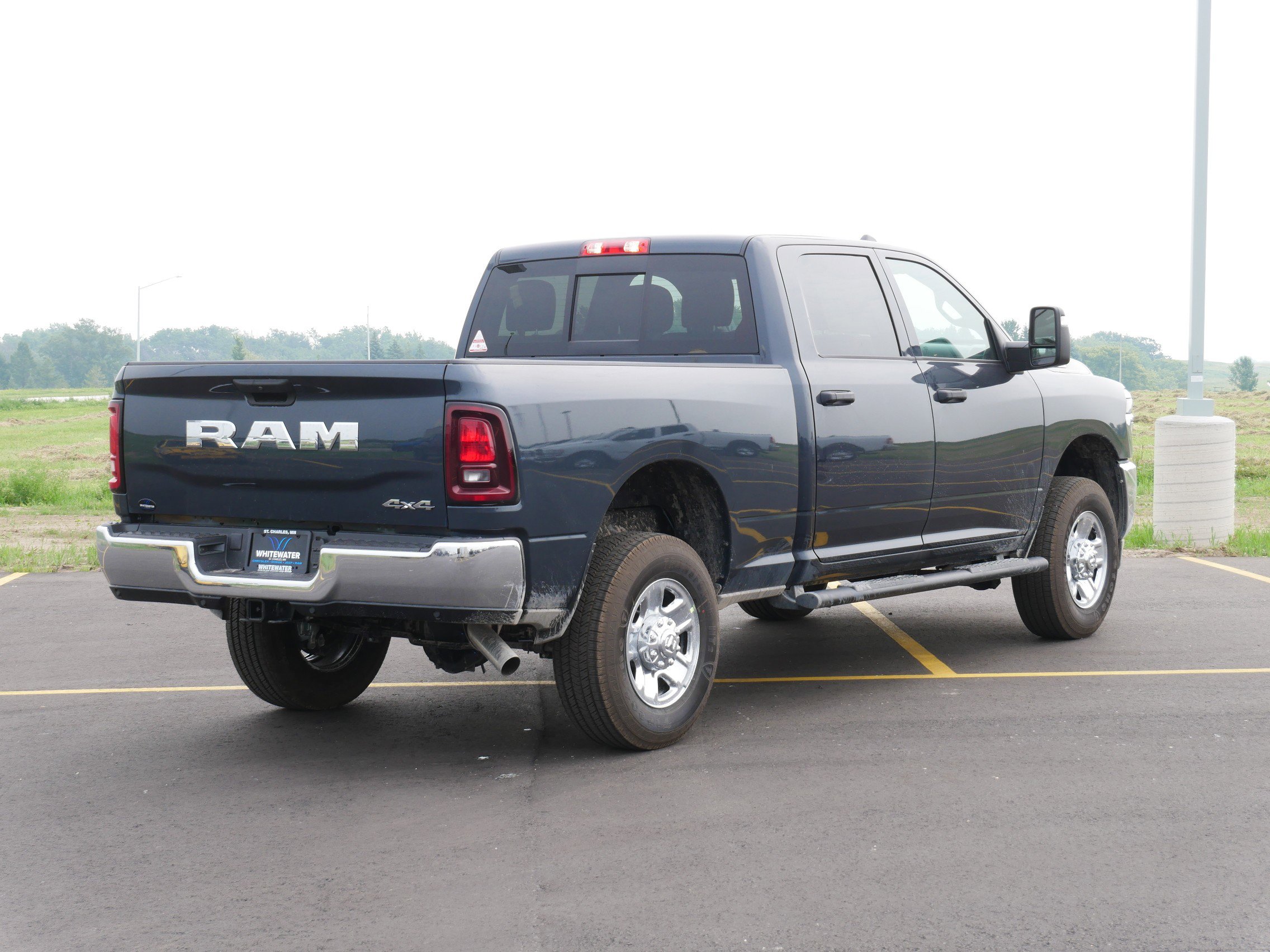 2026 Ram 2500 Tradesman photo 2
