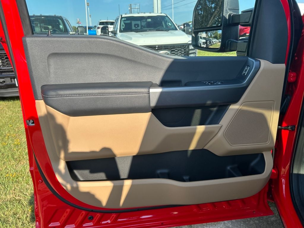 2026 Ford F-450 XLT photo 20