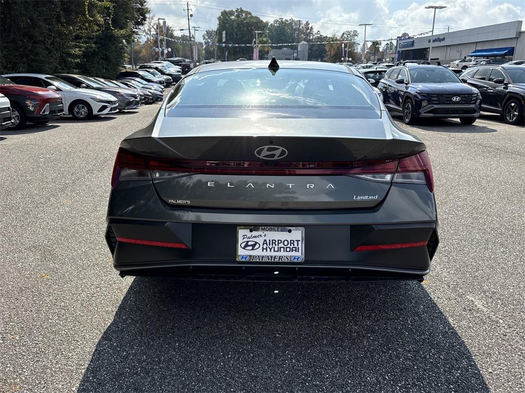 2026 Hyundai Elantra Limited photo 2