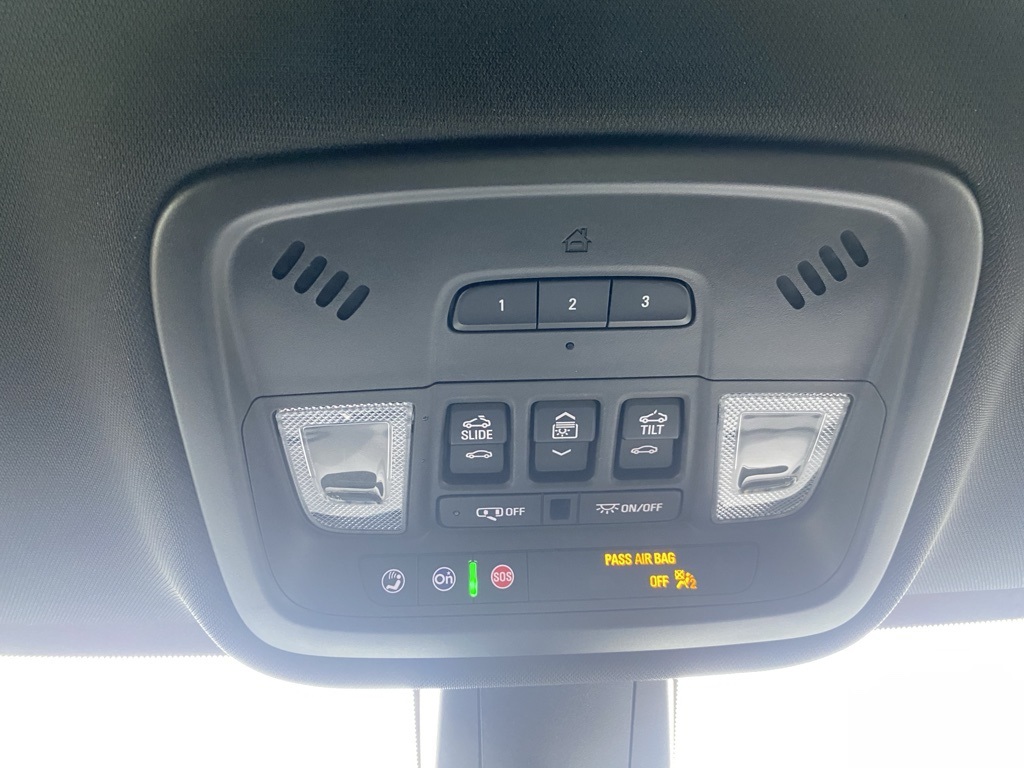 2022 Chevrolet Traverse Premier photo 33