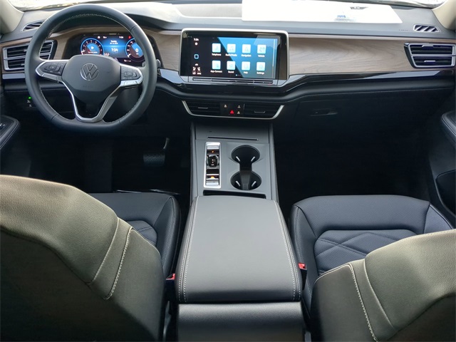 2026 Volkswagen Atlas SE photo 12