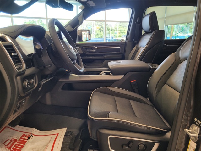 2026 Ram 1500 Laramie photo 3