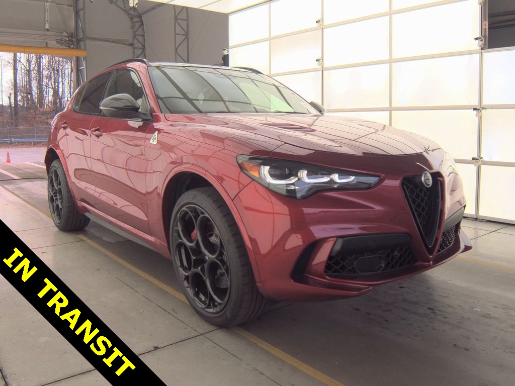 2024 Alfa Romeo Stelvio Quadrifoglio