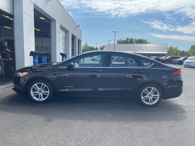 2018 Ford Fusion Hybrid S photo 2