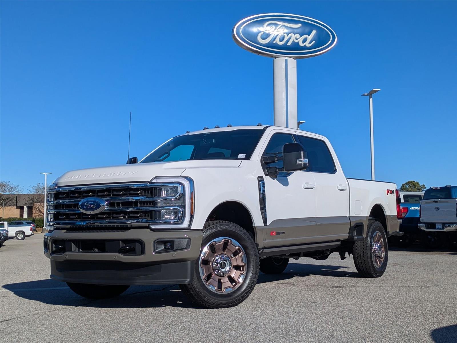 2026 Ford F-350 Super Duty King Ranch's photo