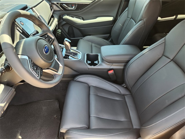 2025 Subaru Outback Touring XT photo 9