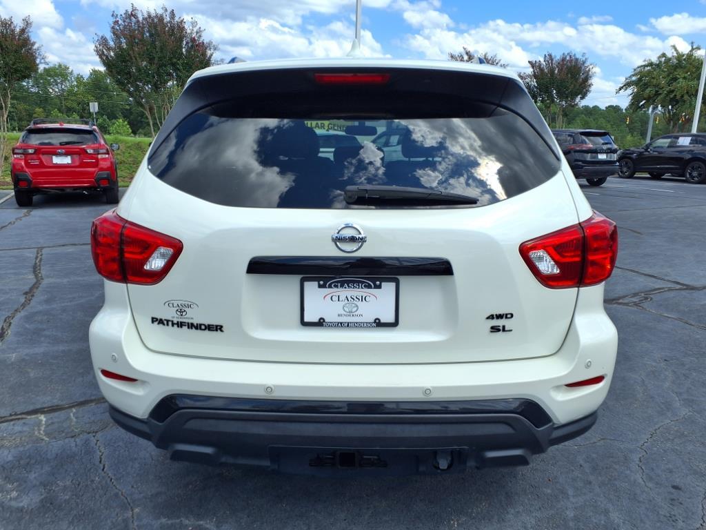 2020 Nissan Pathfinder SL photo 2