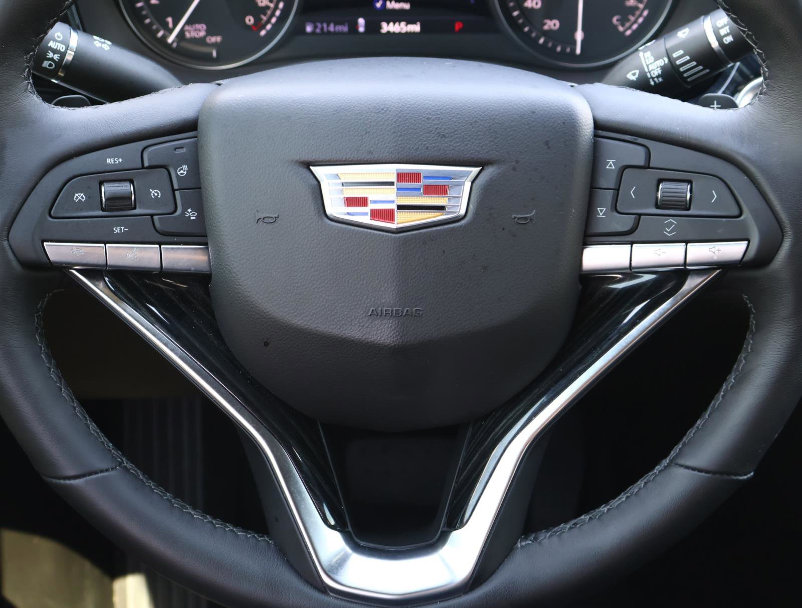 2025 Cadillac XT6 Premium Luxury photo 13