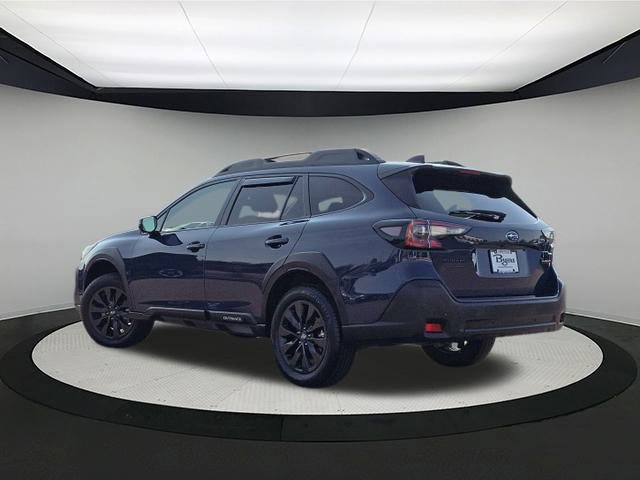 2024 Subaru Outback Onyx Edition photo 2