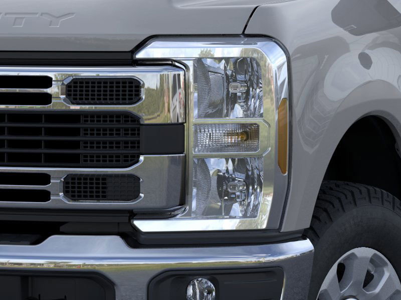 2025 Ford F-250 photo 5