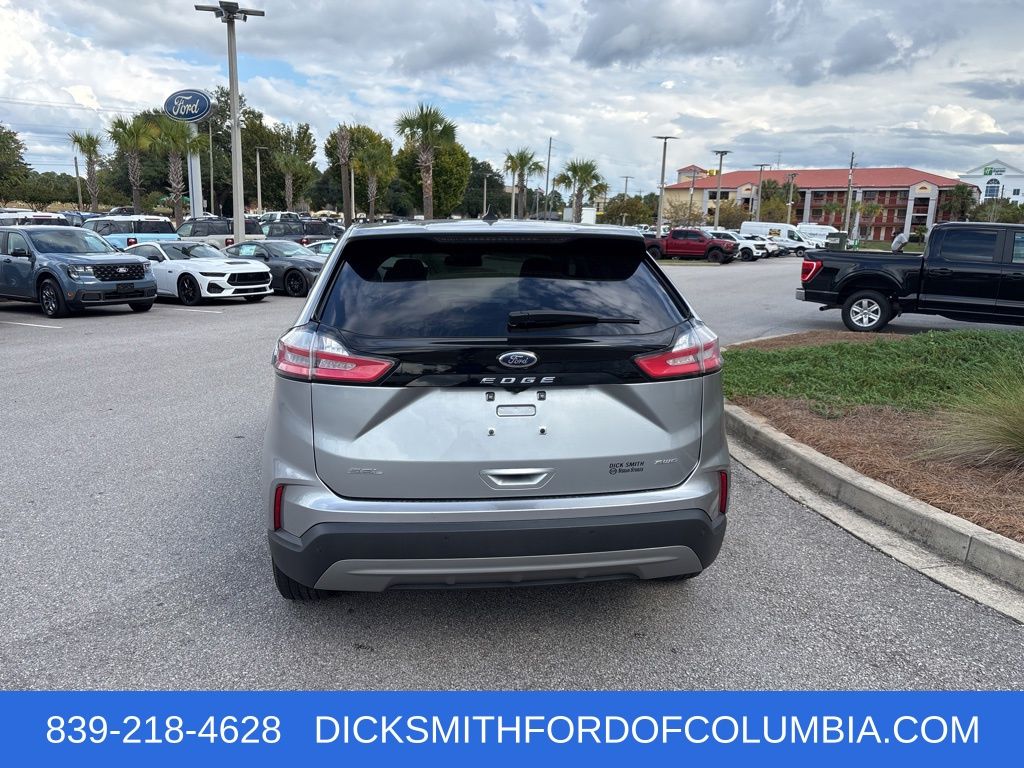 2024 Ford Edge SEL photo 3