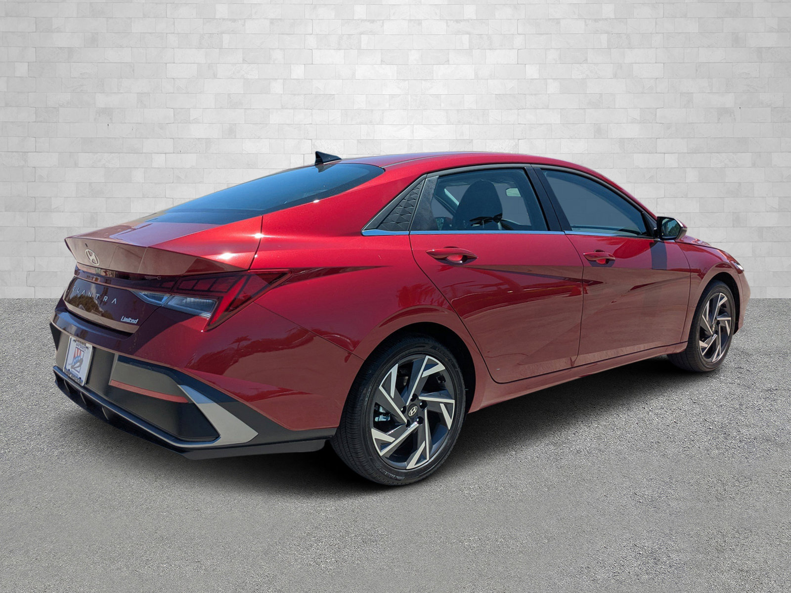 2025 Hyundai Elantra Limited photo 2