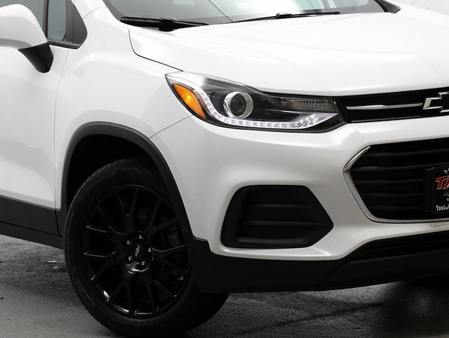 2022 Chevrolet Trax LT photo 2