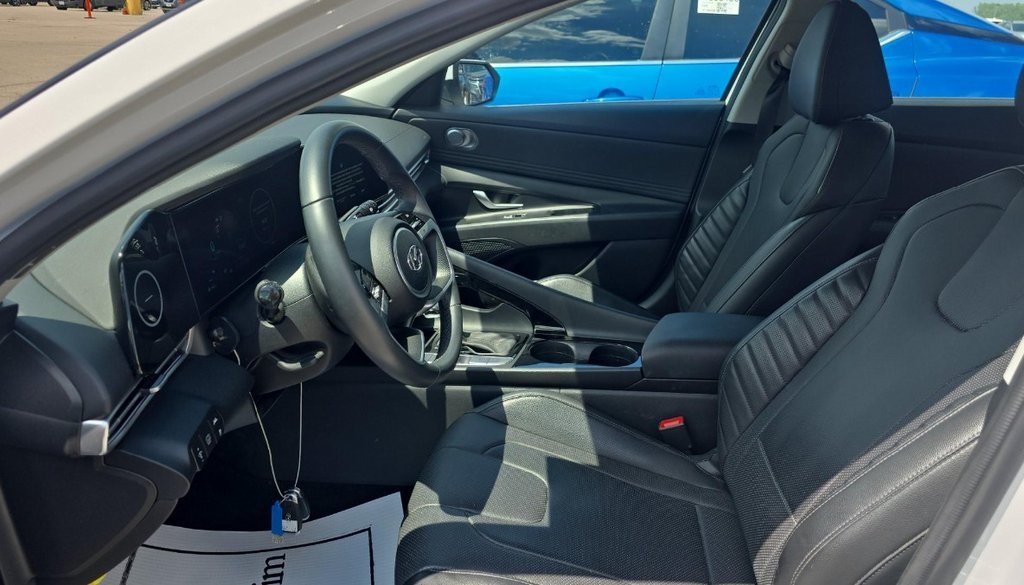 2023 Hyundai Elantra Hybrid Limited photo 2