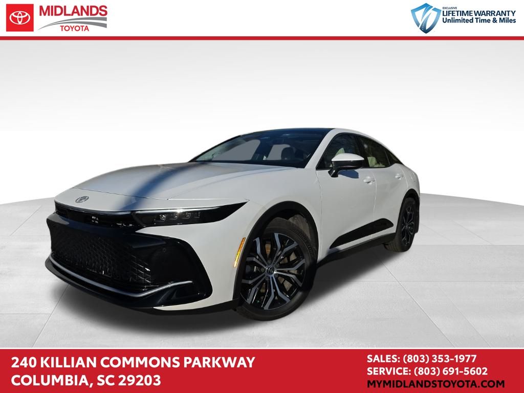 2024 Toyota Crown Limited's photo