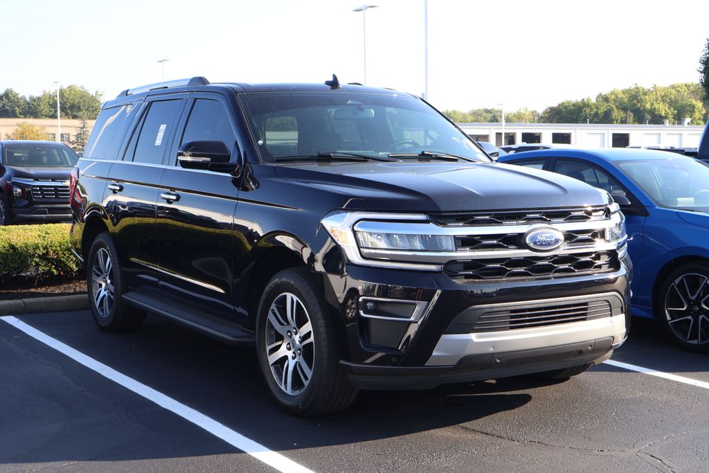 2024 Ford Expedition Limited photo 3