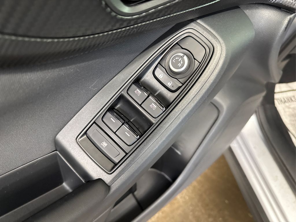 2023 Subaru Crosstrek Premium photo 31