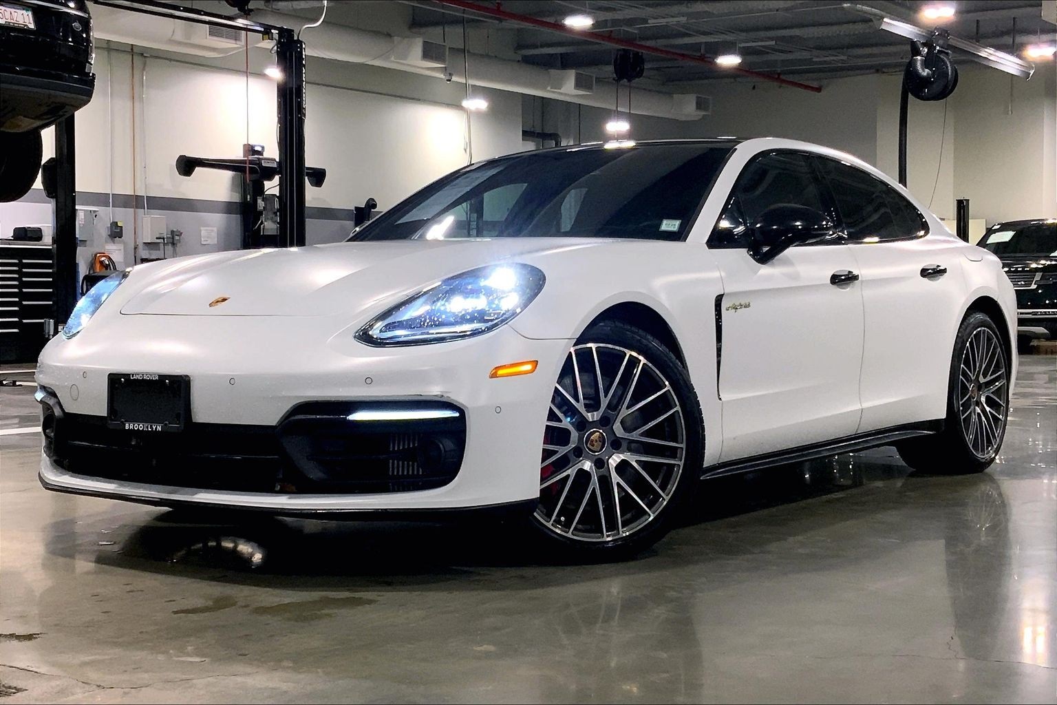 2022 Porsche Panamera 4S E-Hybrid