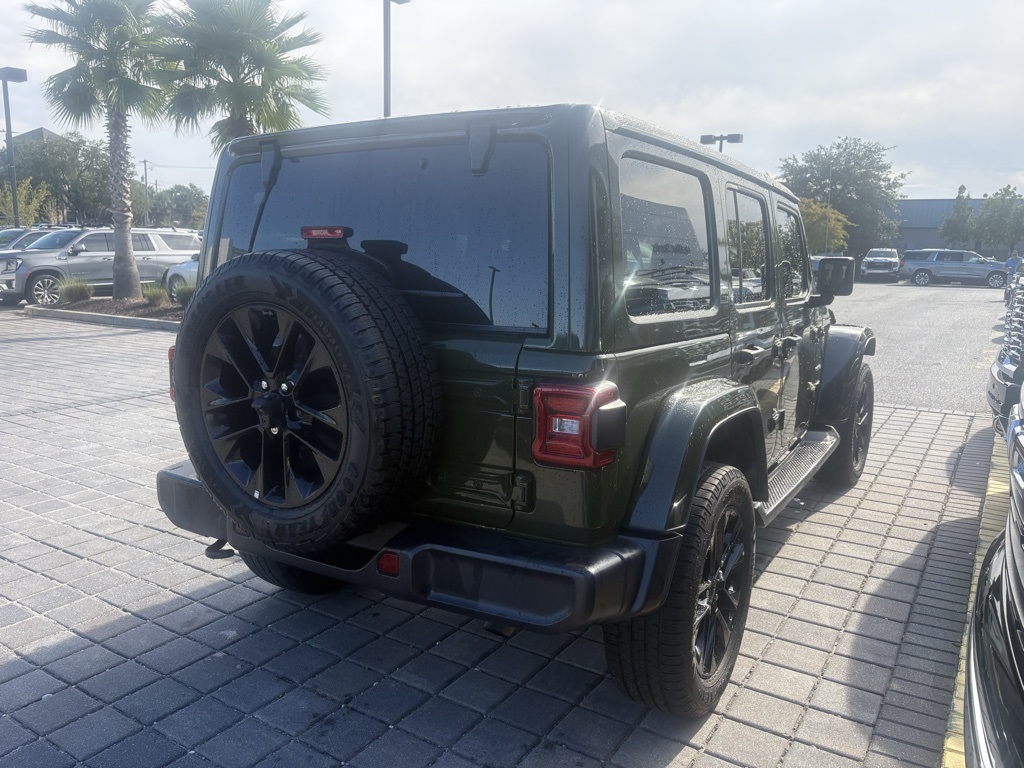 2021 Jeep Wrangler Unlimited Sahara 4xe photo 6