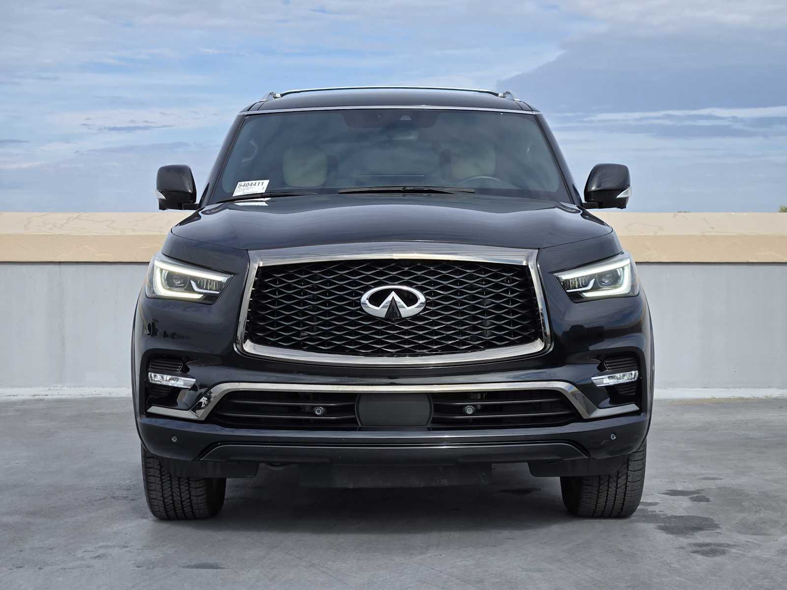 2024 Infiniti QX80 Sensory photo 2