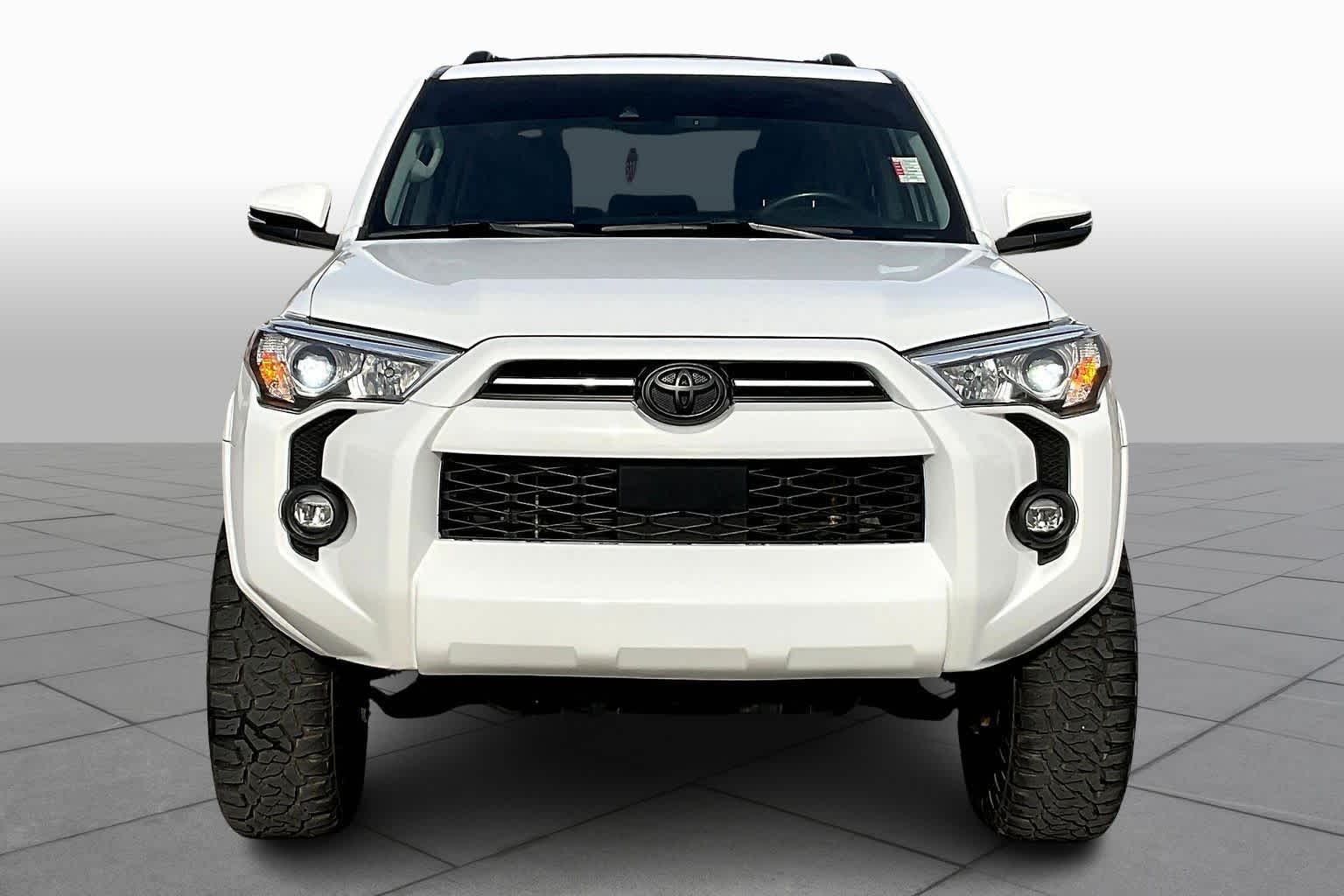 2021 Toyota 4Runner SR5 Premium photo 3