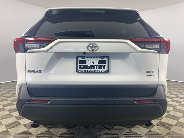 2024 Toyota RAV4 XLE photo 6